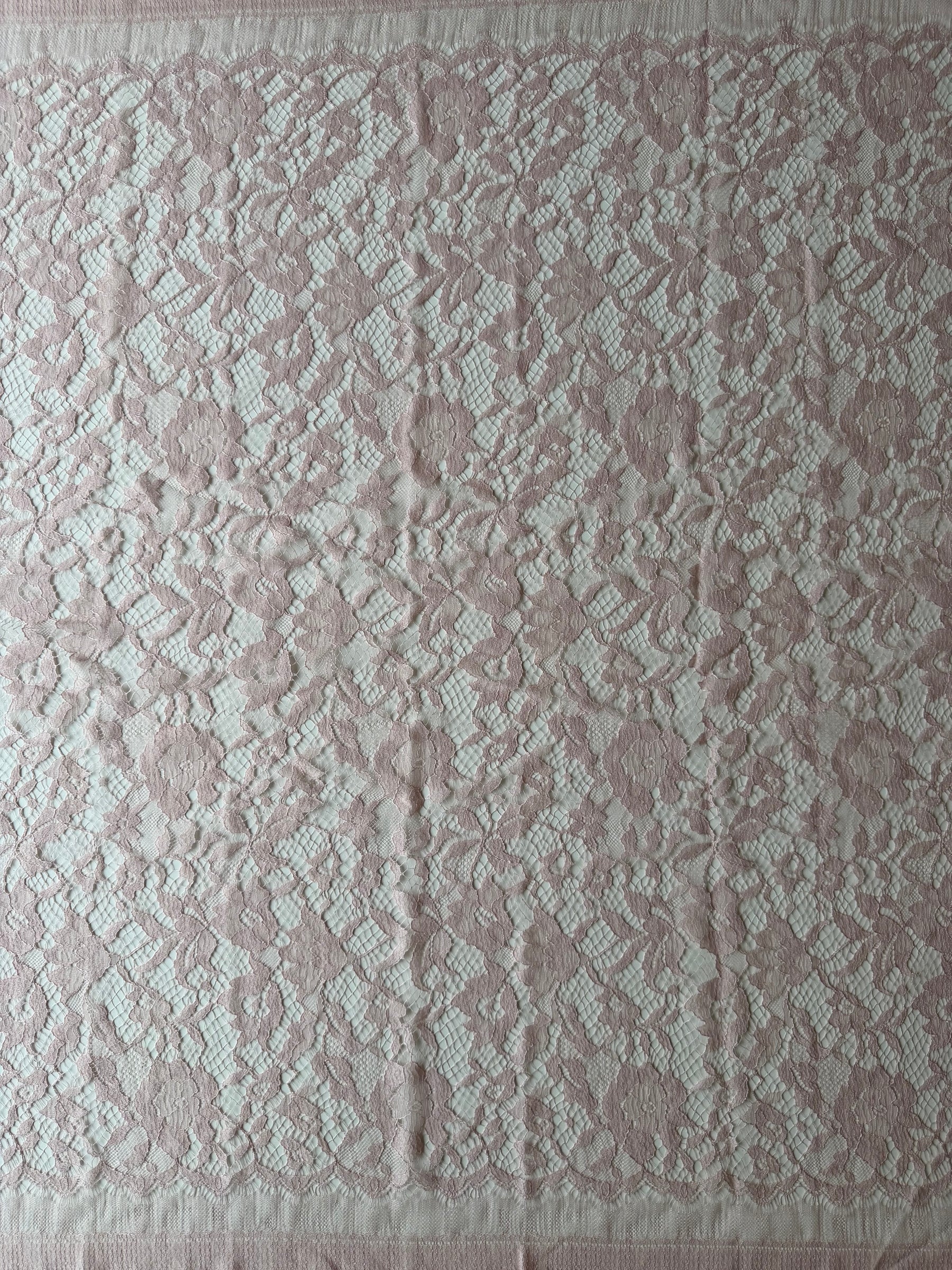 Antique Rose Silk Wool Chantilly Lace - P269