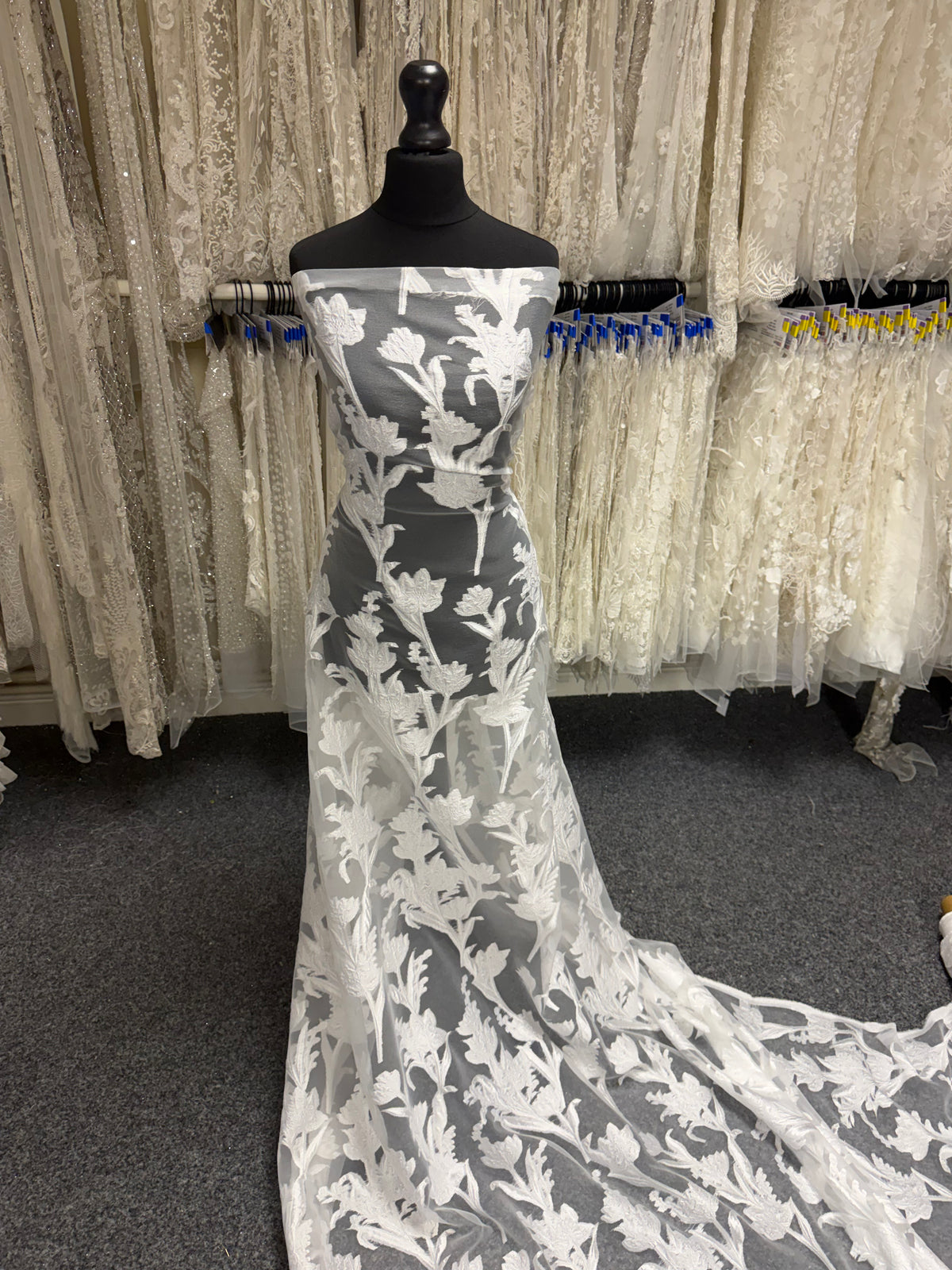 Ivory Jacquard coupe Filé - Banks