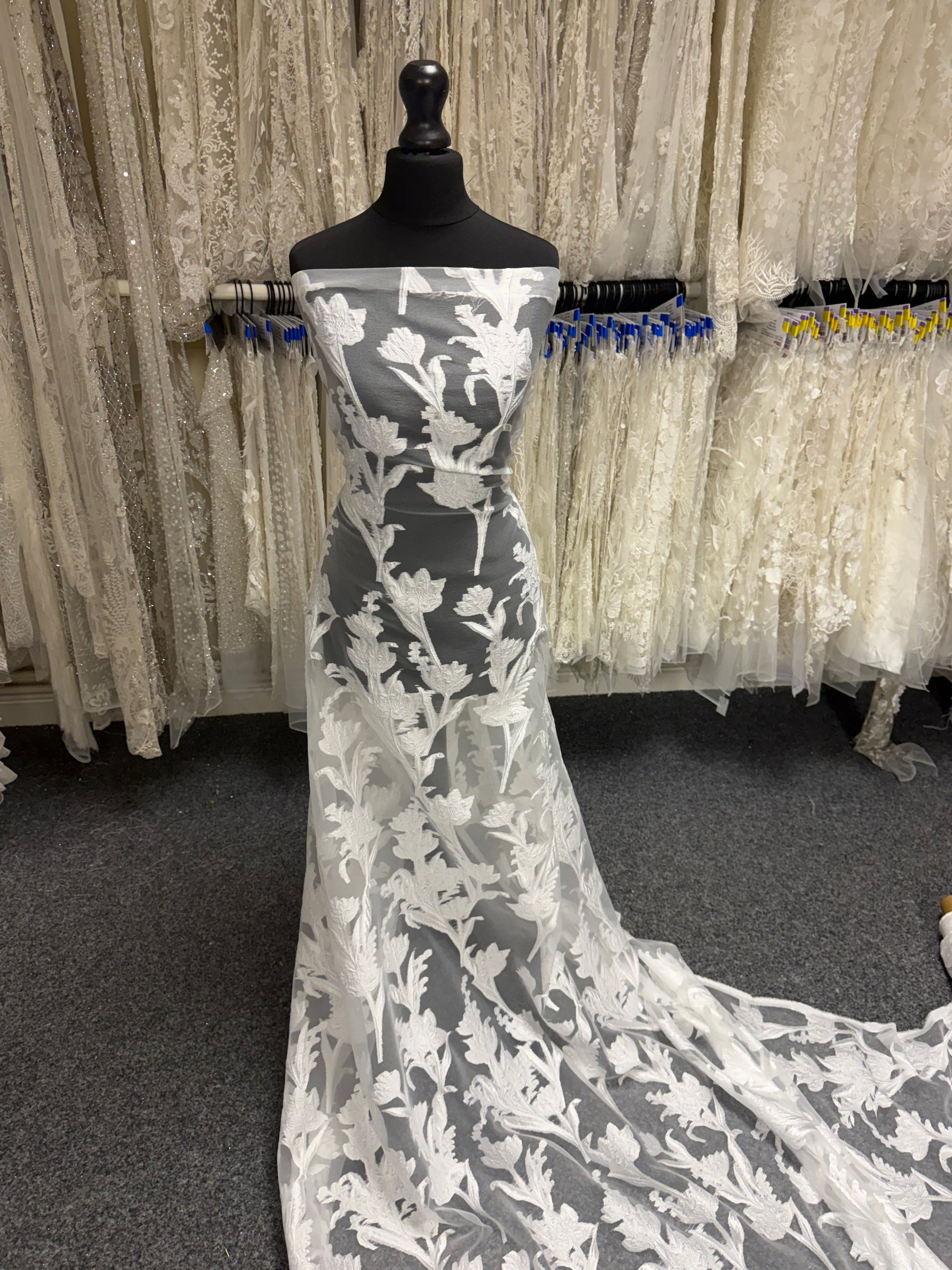 Ivory Jacquard coupe Filé - Banks