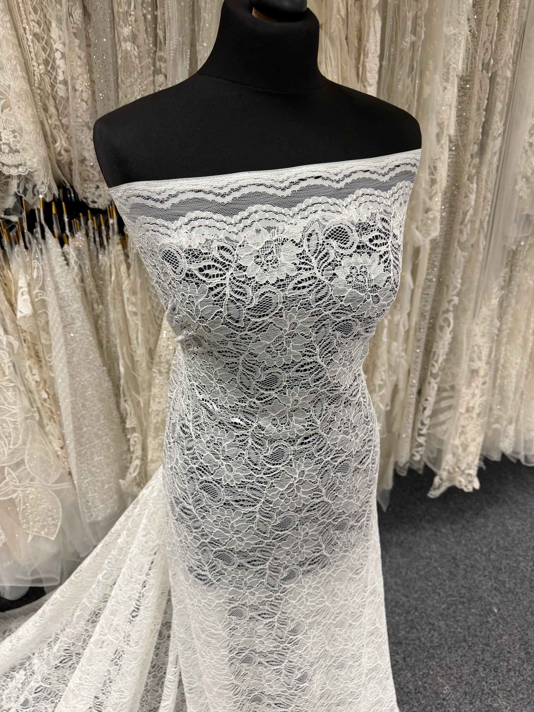 Ivory Corded Lace - Tocca