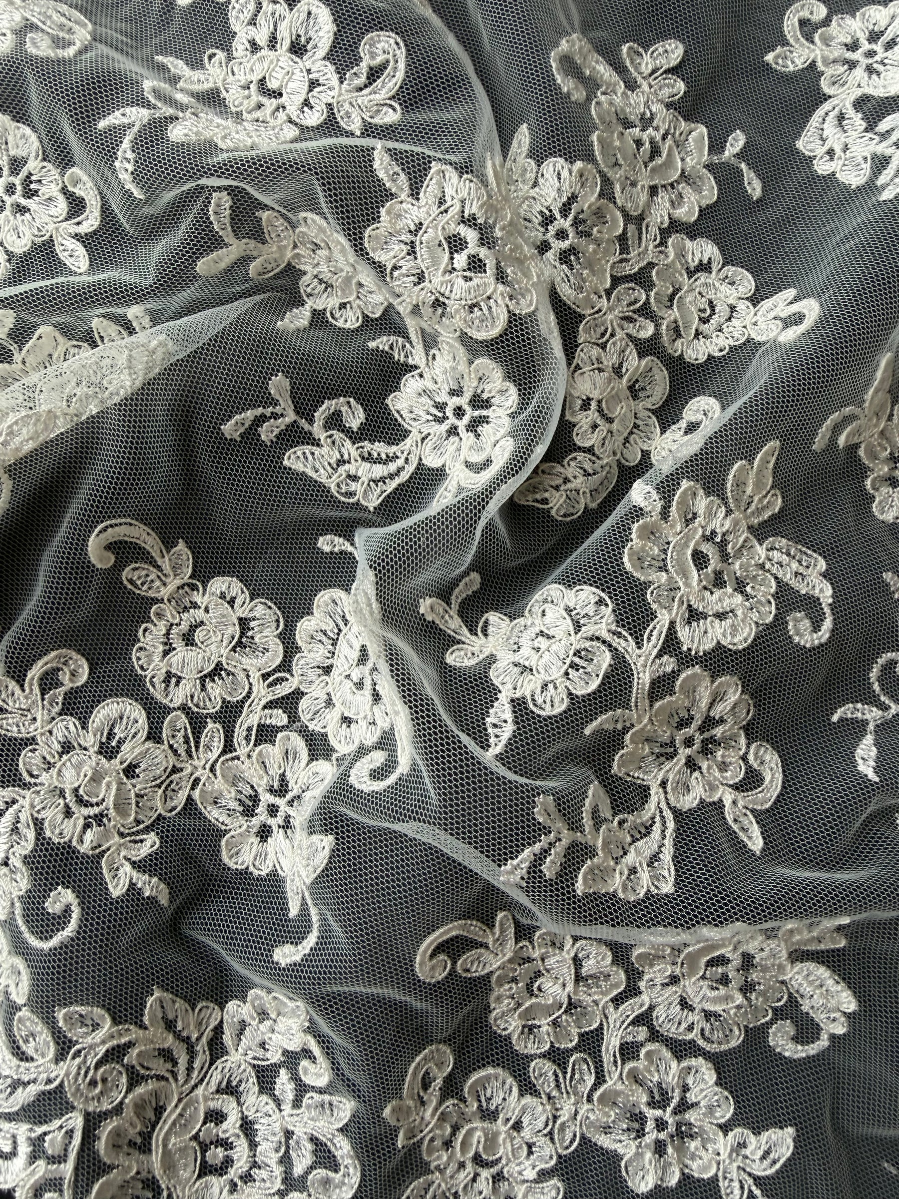 Ivory Corded Wedding Lace - P449