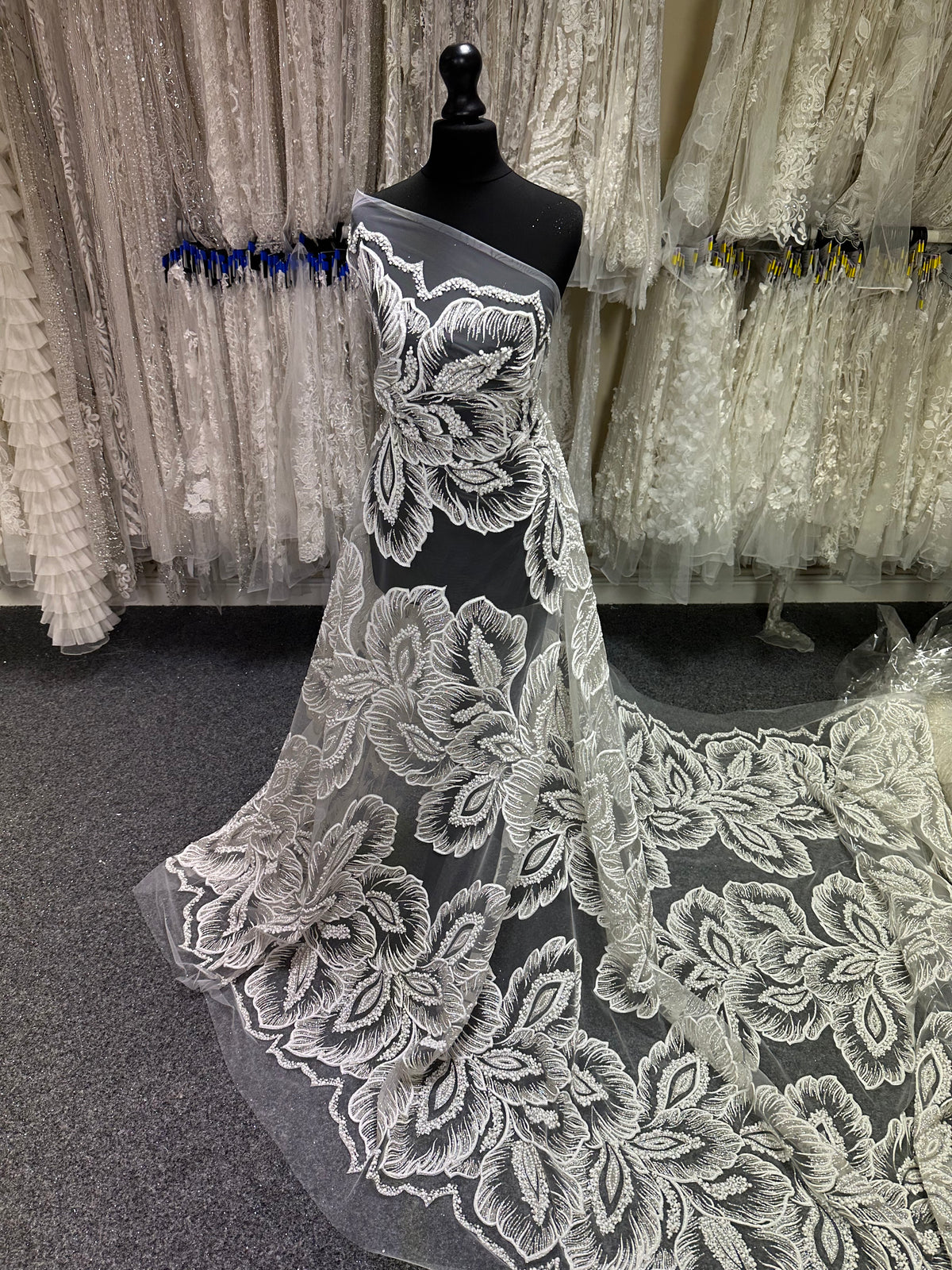 Ivory Glitter Lace – Leffy