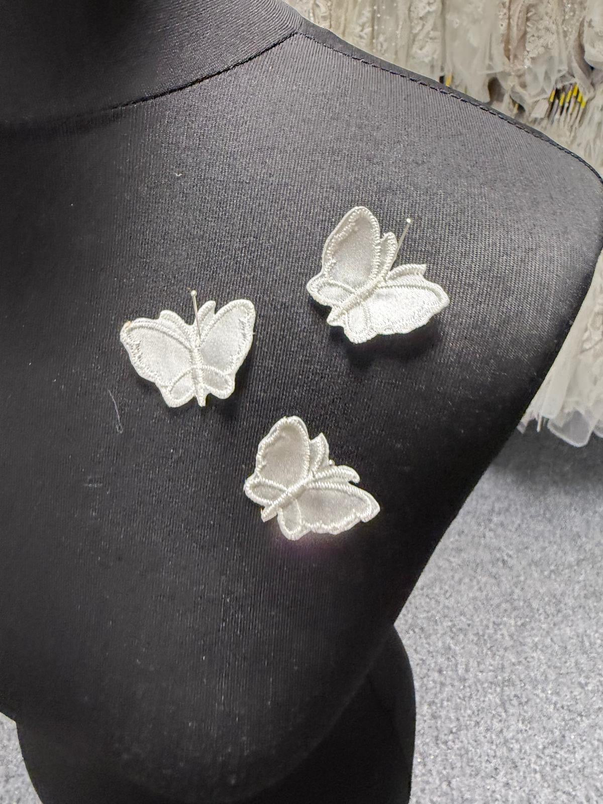 Ivory Butterfly Applique - M4