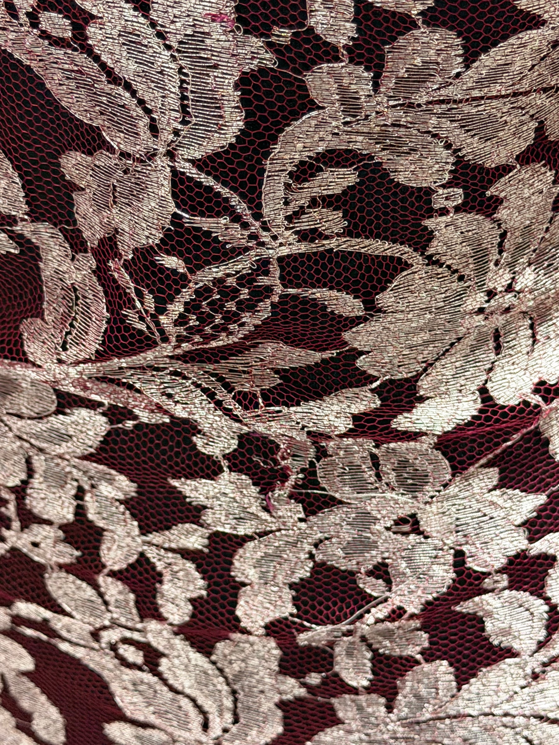 Wine with Silver Lace - LA2002