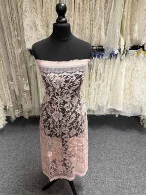 Antique Rose Silk Wool Chantilly Lace - P269