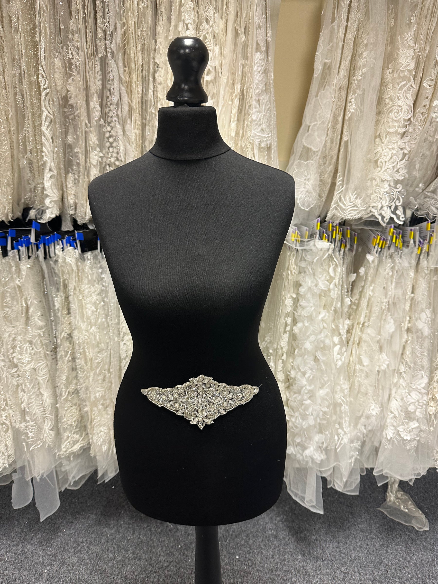 Crystal Embroidery - AP 2195 (CF)