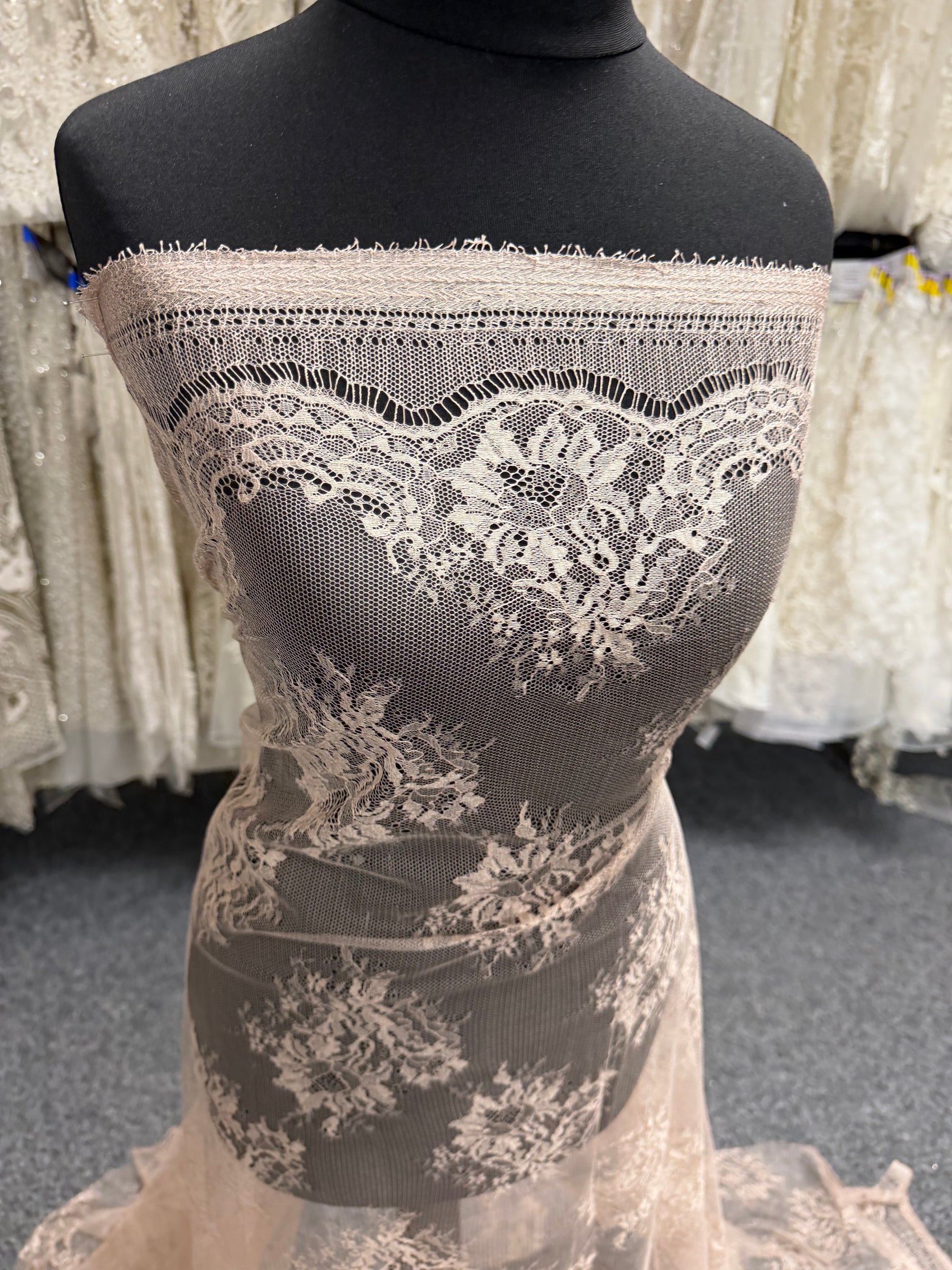 Antique Rose 100% Silk Italian Lace - P272