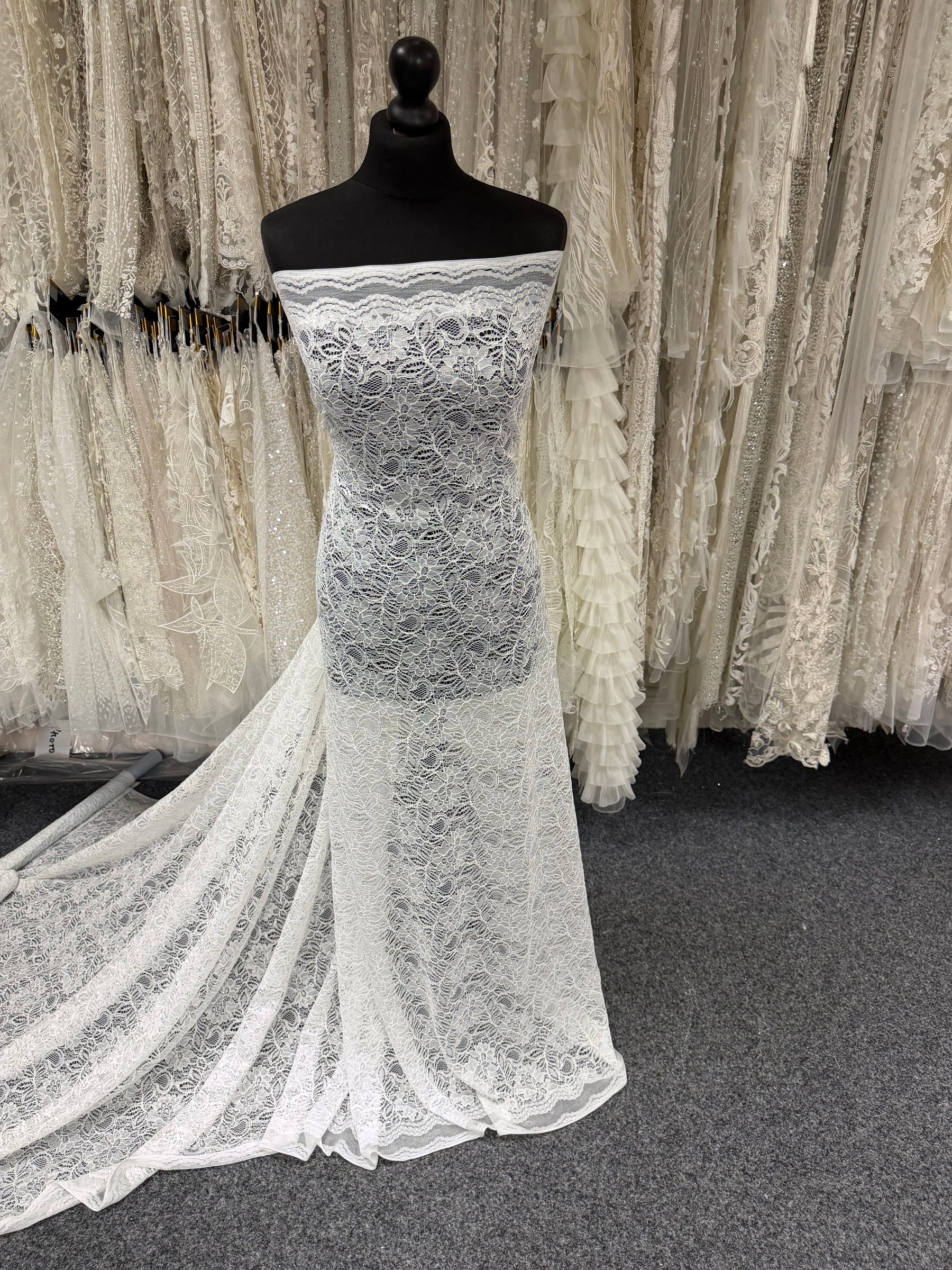 Ivory Corded Lace - Tocca