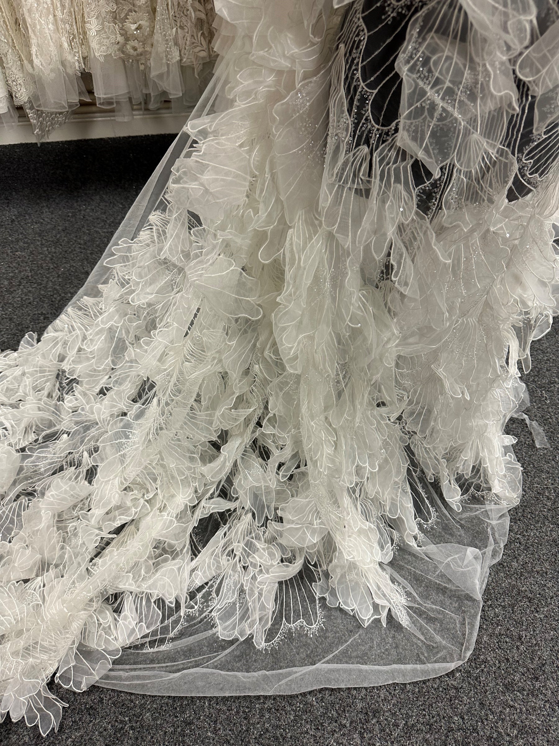 Ivory 3D Lace – Fallon