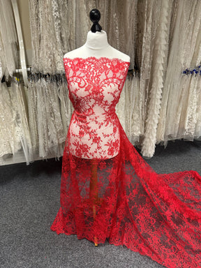 Scarlet Chantilly Lace - Blitzen