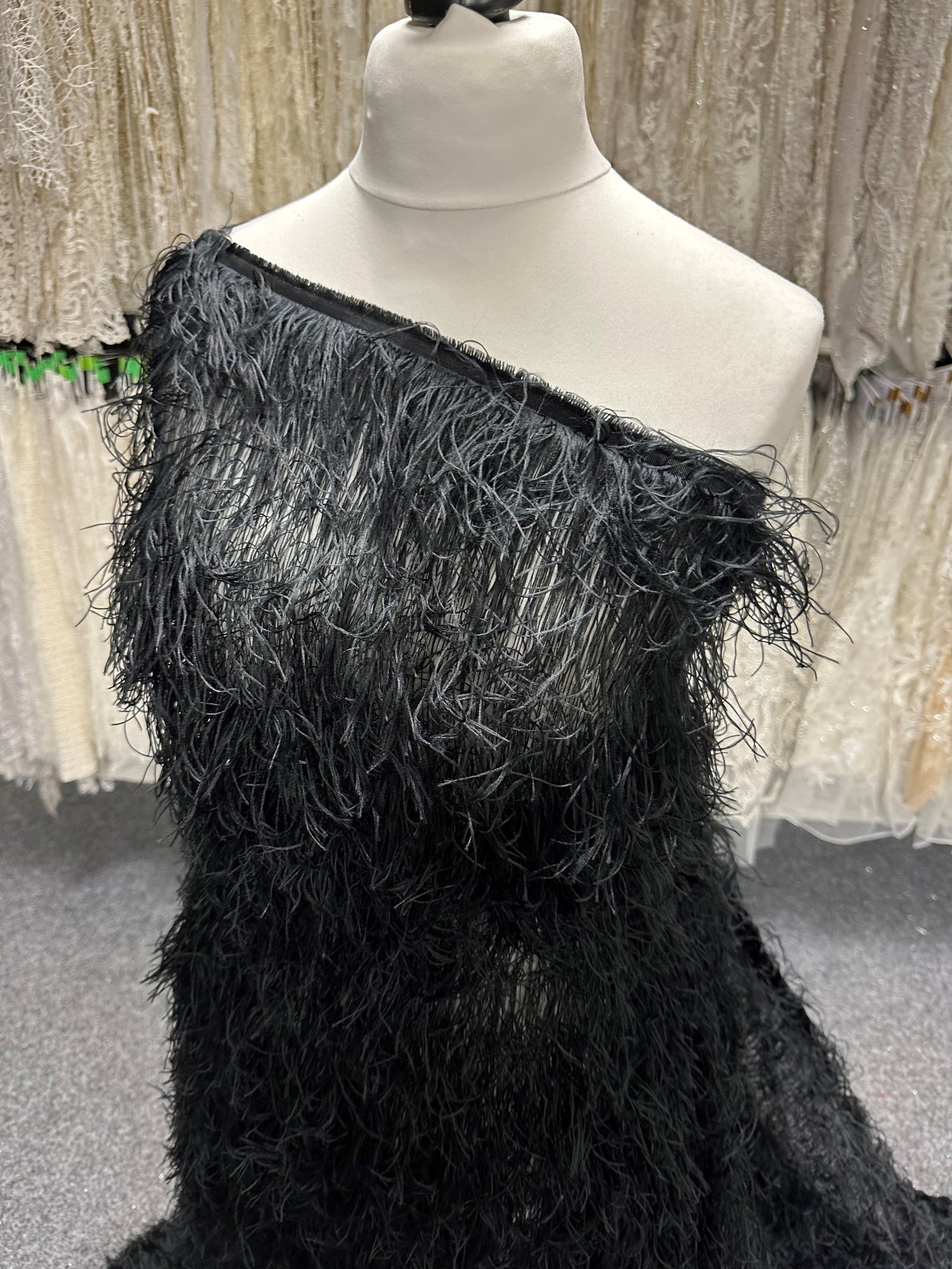 Black Feather Lace - Agenda
