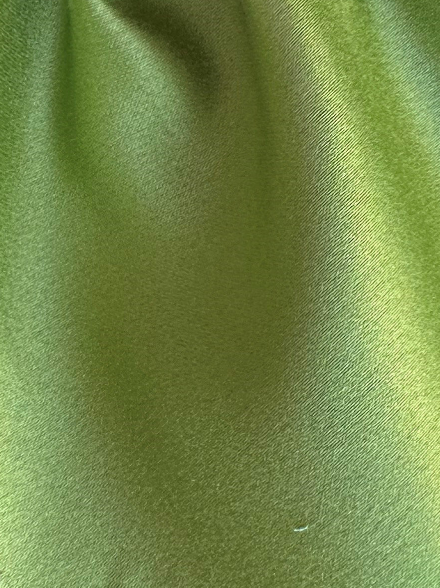 Apple Polyester Satin - Moldova