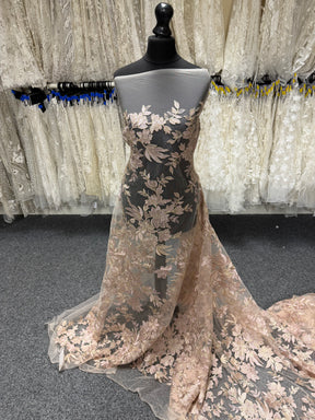 Dusky Pink Lace with Gold Cording - Kylar