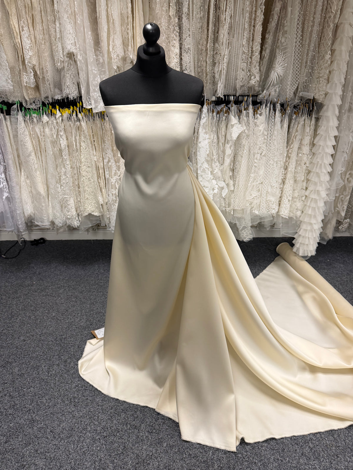 Champagne Silk Blend Mikado - P598
