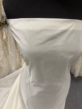 Ivory Polyester Taffeta - P599