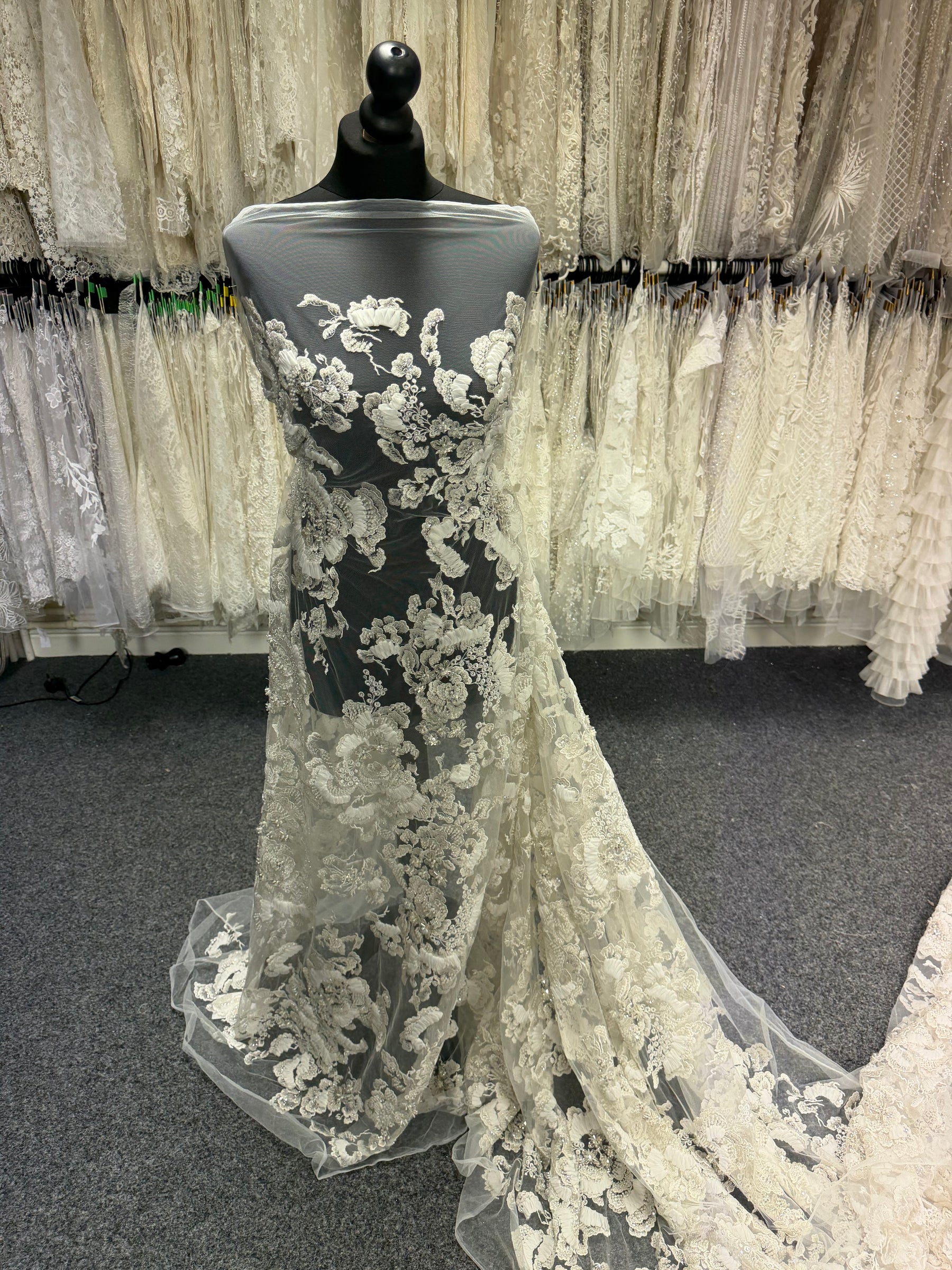 Ivory Beaded Lace - Masuka