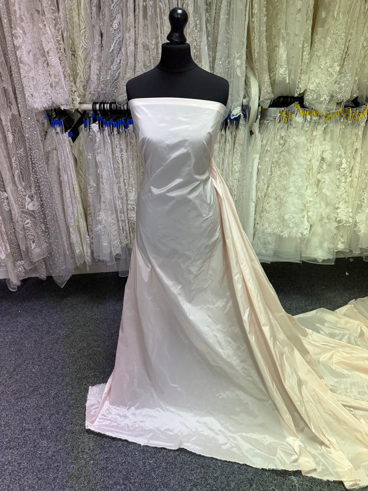 Blush Polyester Taffeta - P599