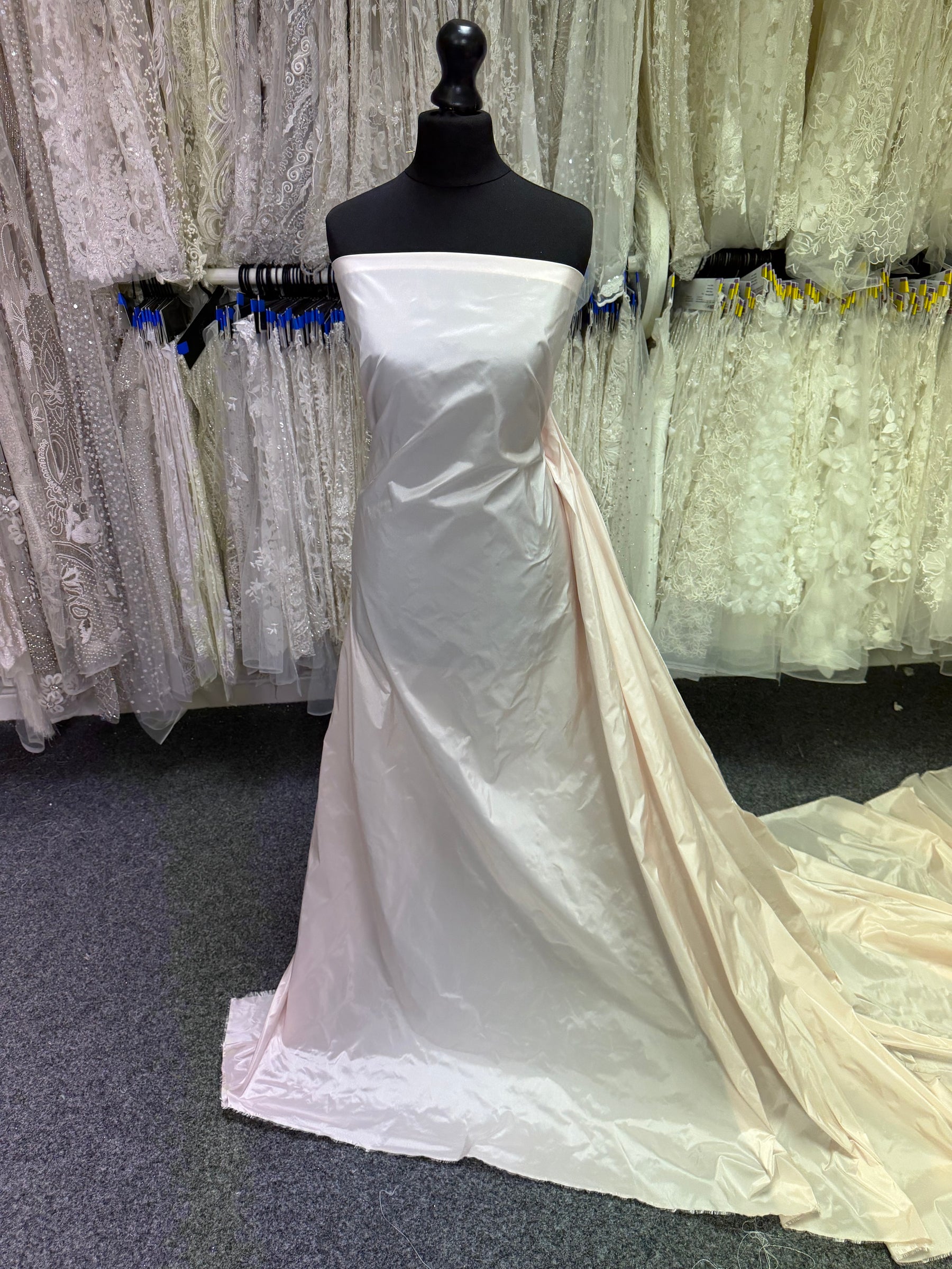 Blush Polyester Taffeta - P599