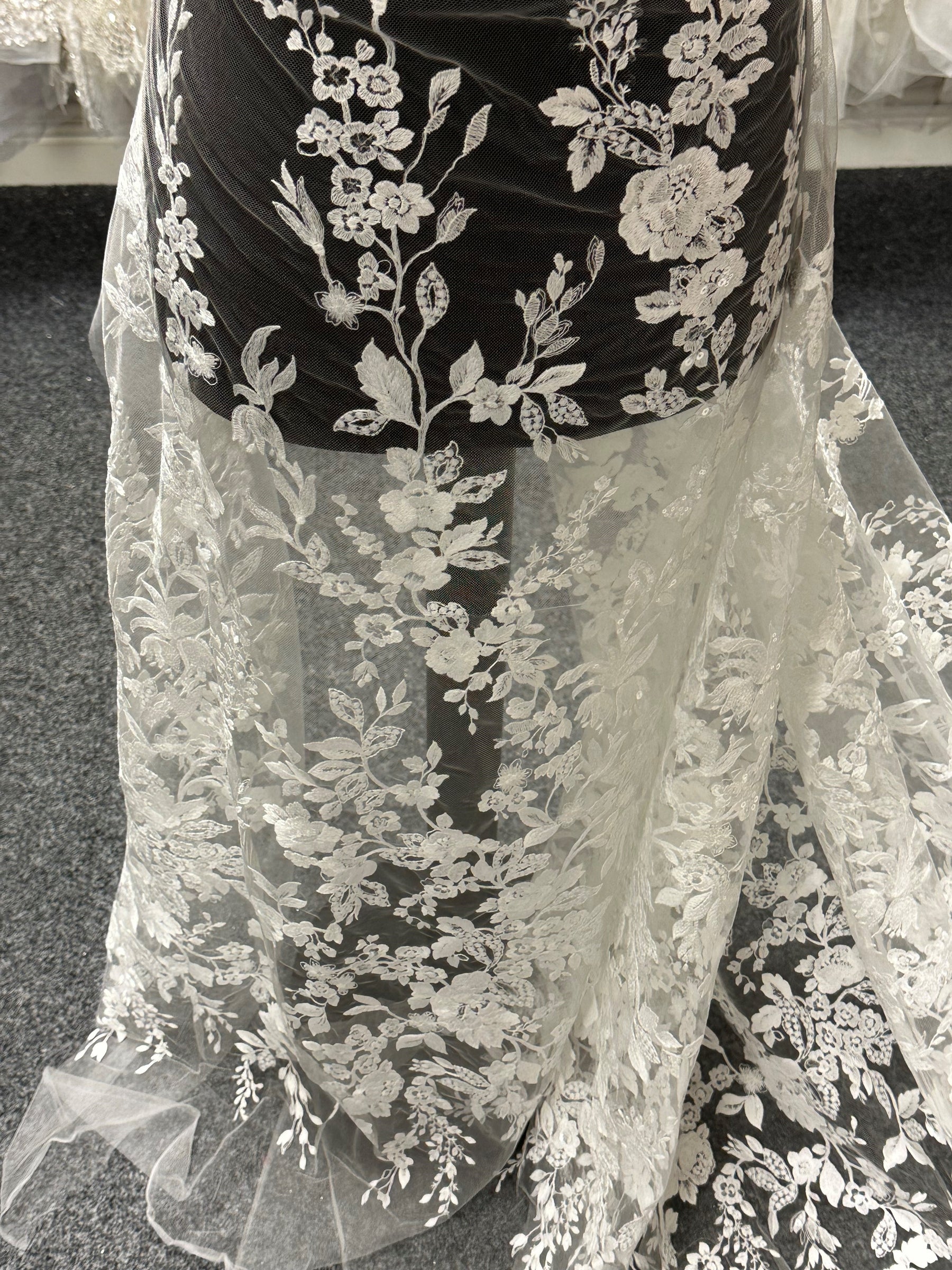 Ivory Sequin Embroidery Lace - Lucien