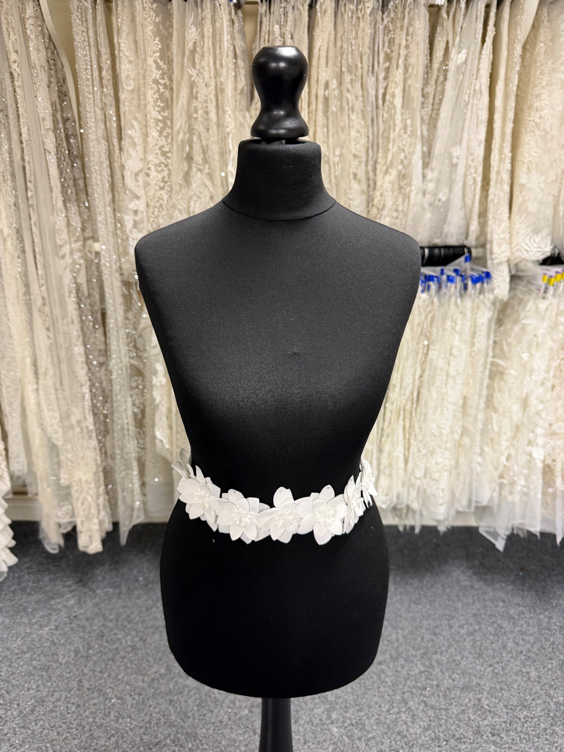 Ivory Flower Applique - Bedford (Small)