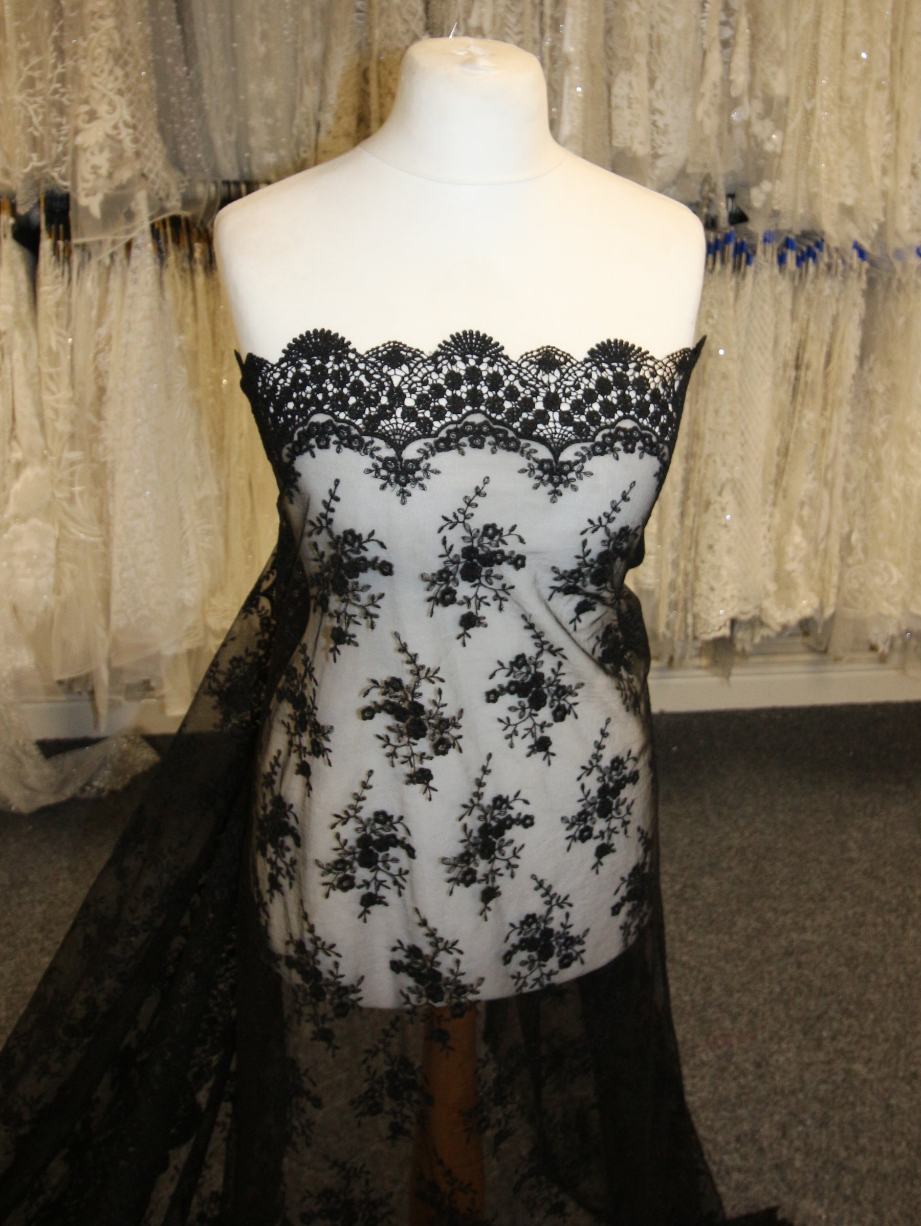 Black Embroidered Lace - Kirsty