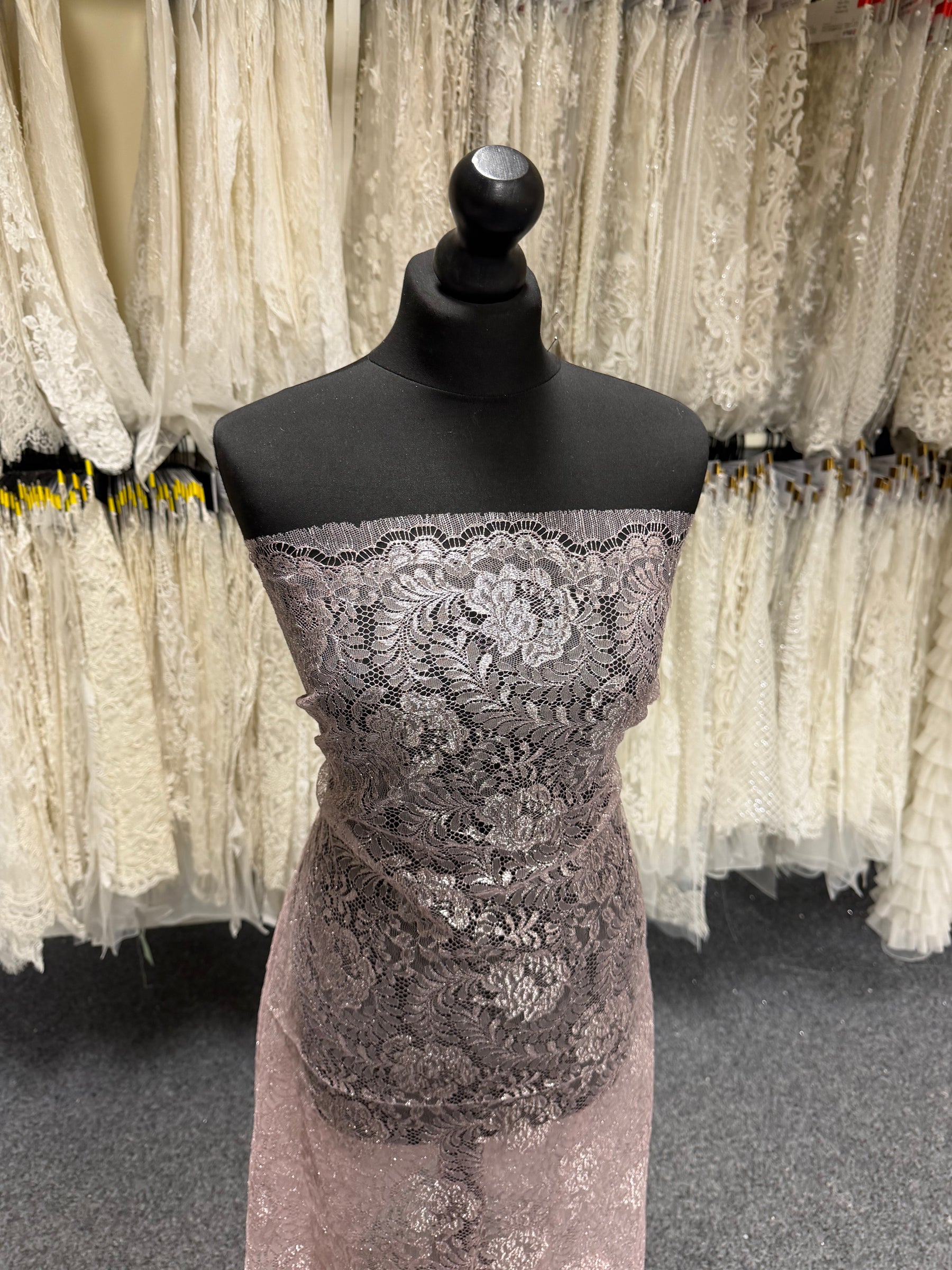 Dusky Pink French Lace - LA2001