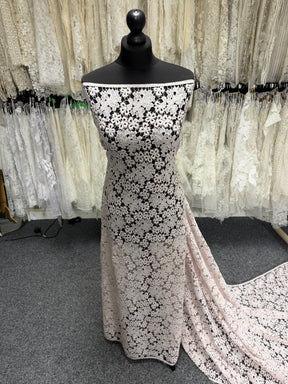 Dusty Rose Guipure Lace - P801
