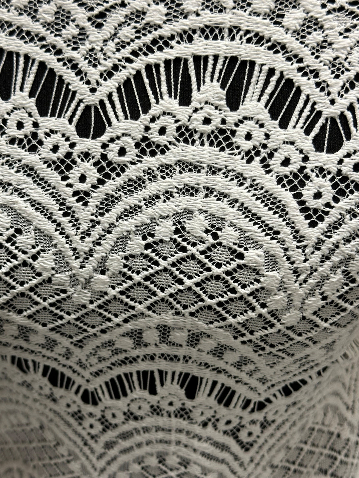 Ivory Raschel Lace  - Cabacka