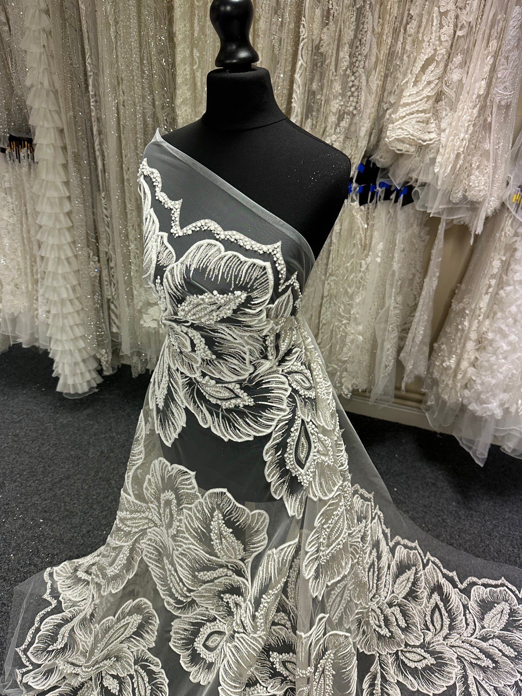 Ivory Glitter Lace – Leffy