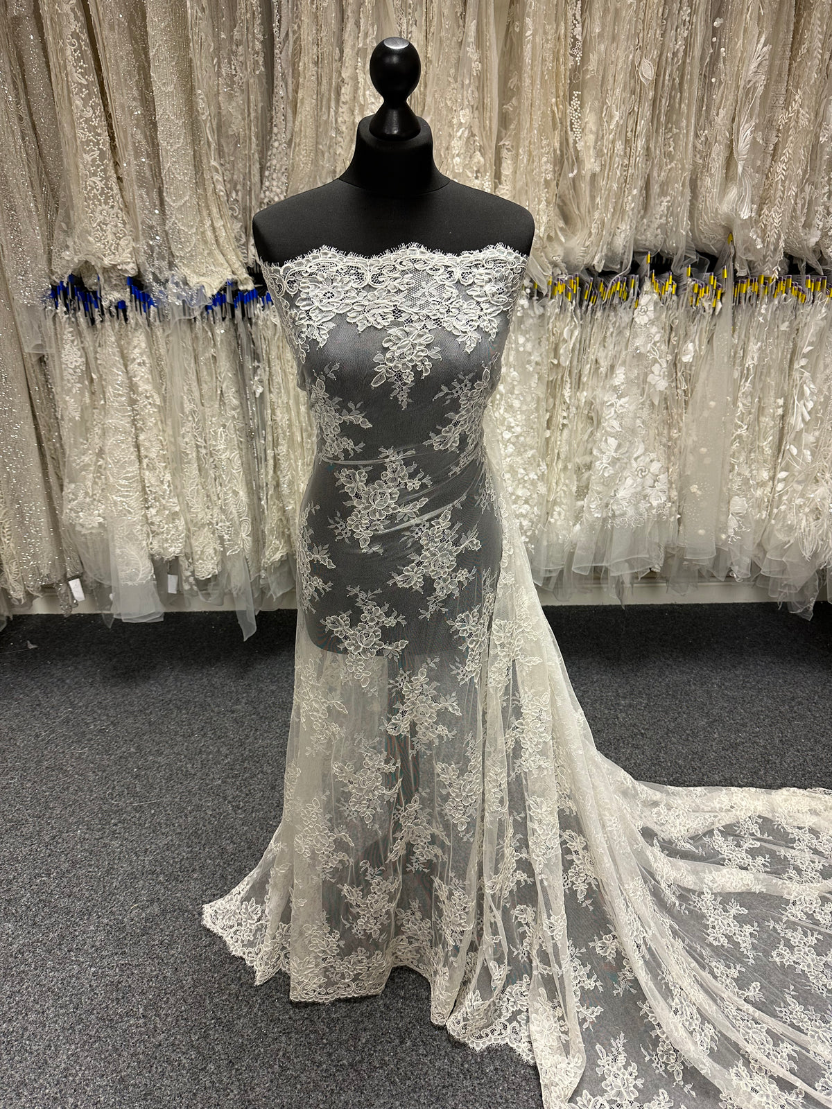 Ivory Corded Lace – Teacher