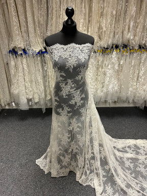 Ivory Corded Lace – Teacher