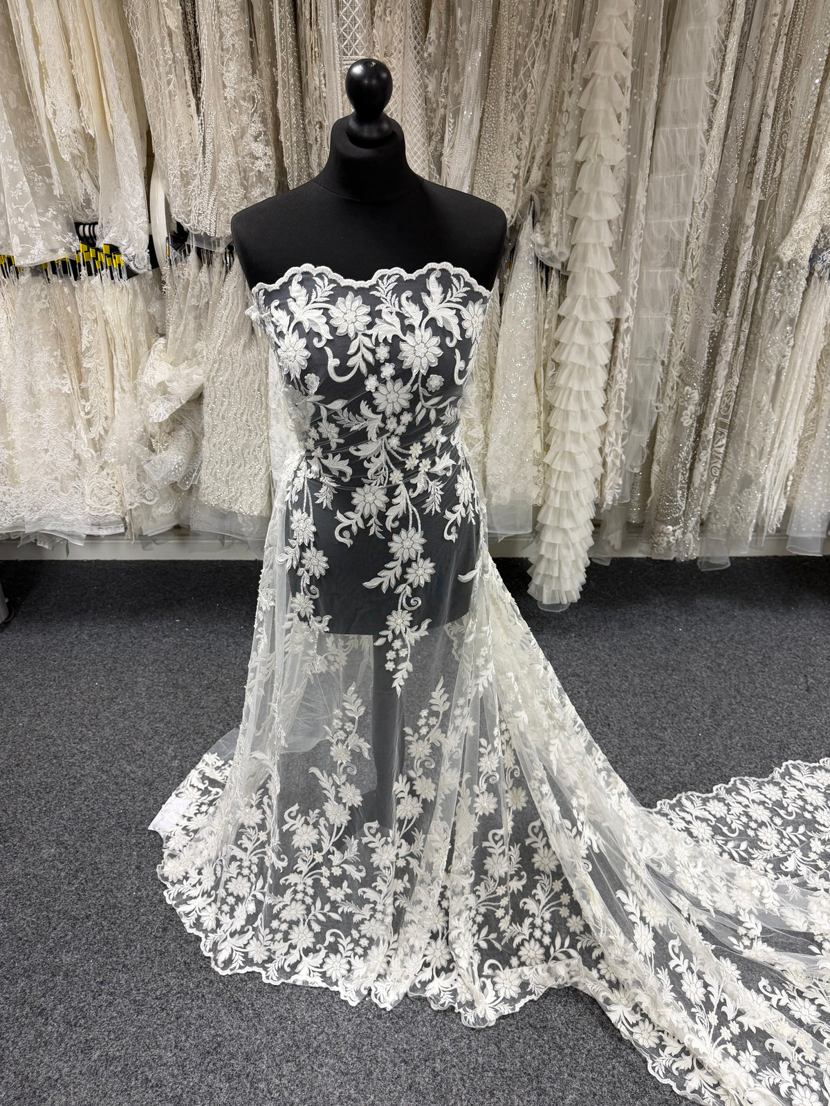Ivory Embroidery Lace - EB5036