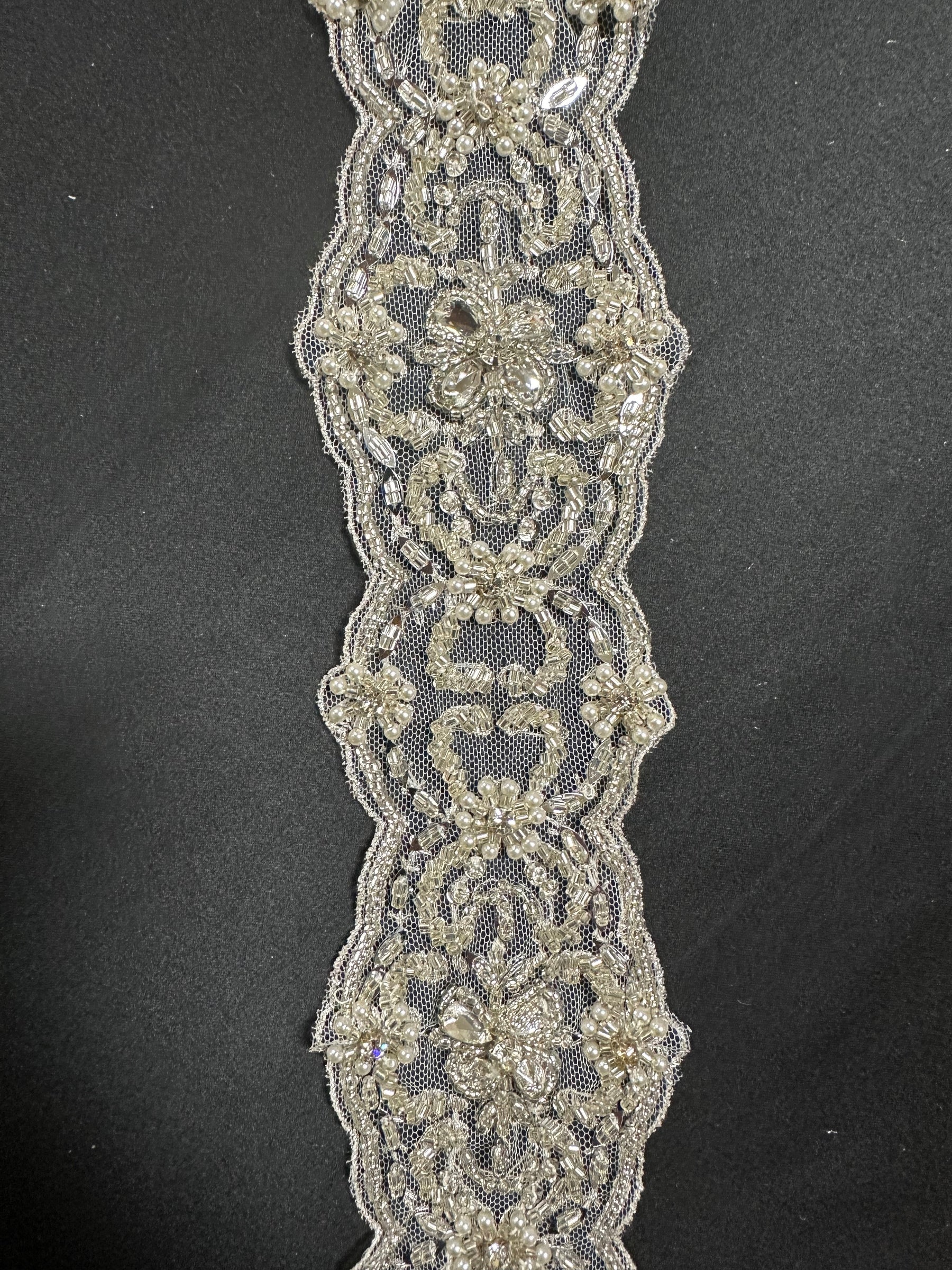 Ivory Crystal and Bead Trim – CT/M 1831 (CF)