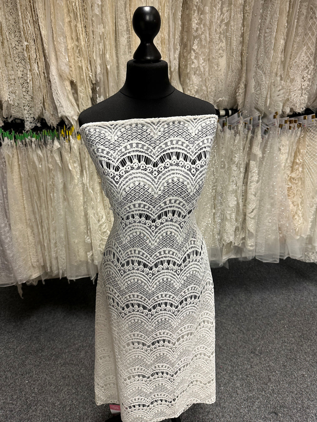 Ivory Raschel Lace  - Cabacka