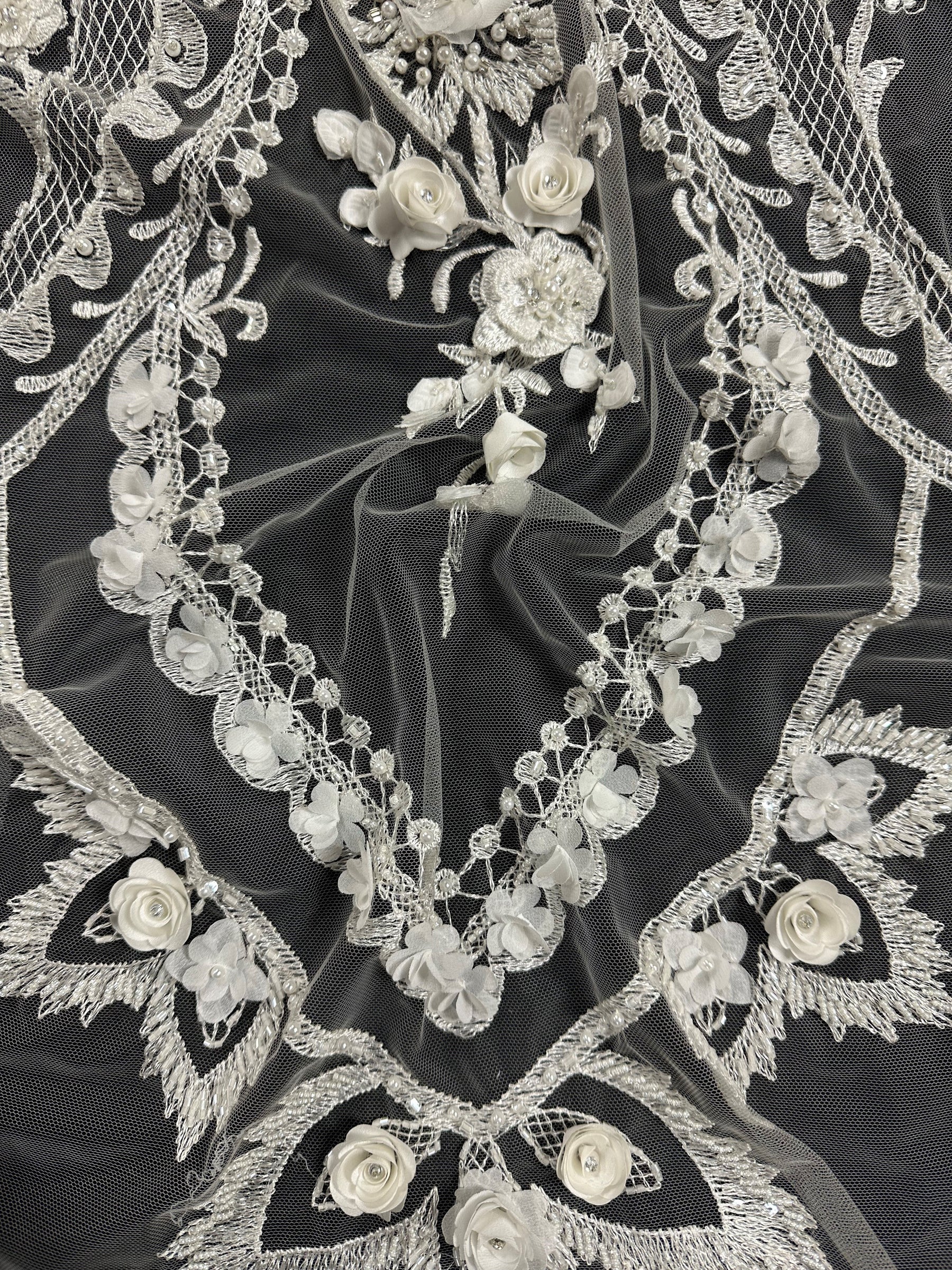 Ivory Placement Lace – Caroline (CF)