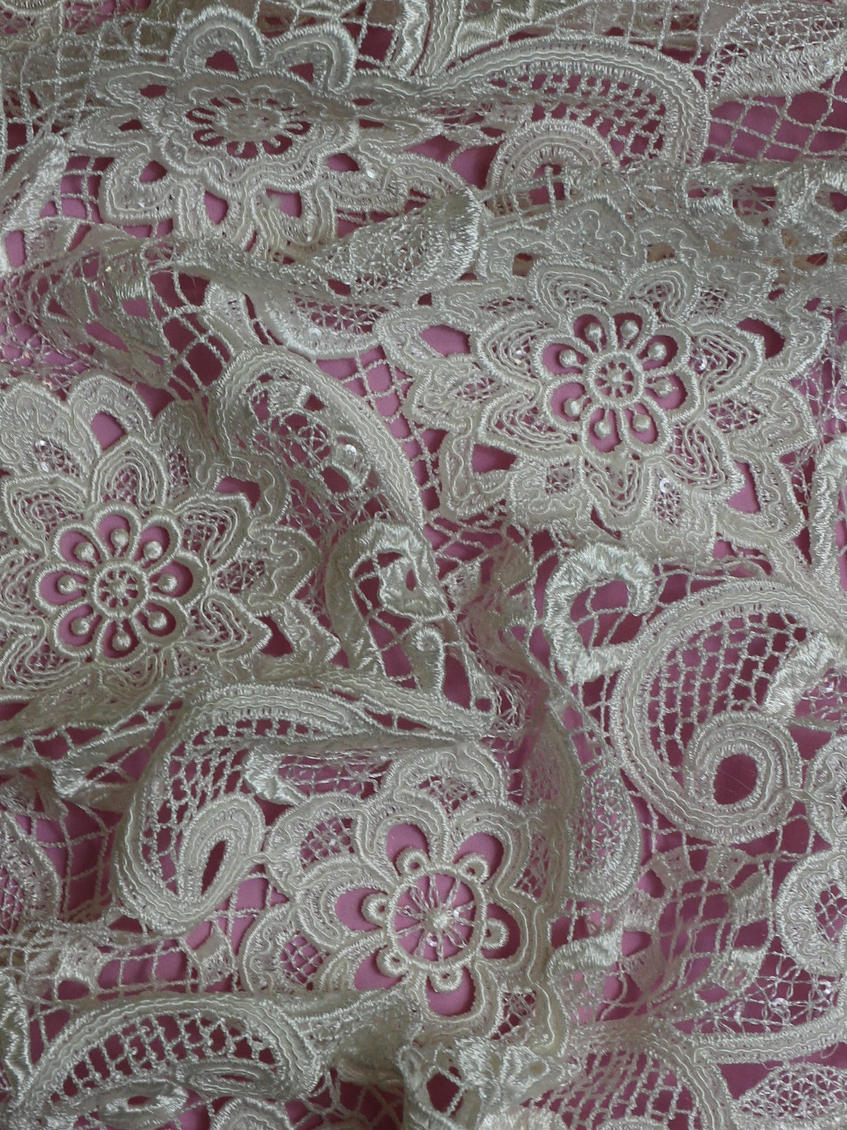 Discounted Ivory Guipure Lace - Cristal