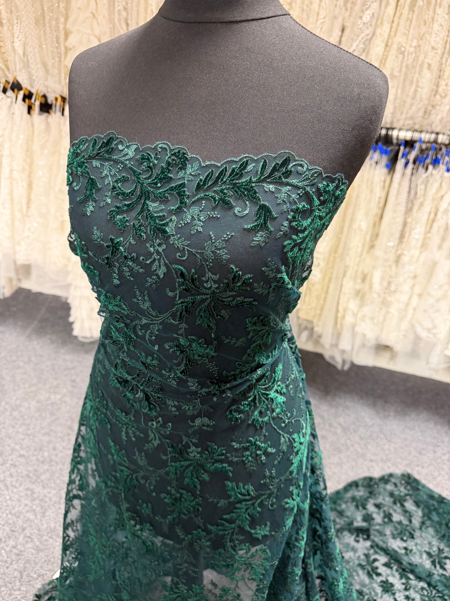 Hunter Green Velvet Embroidery Lace - Madina