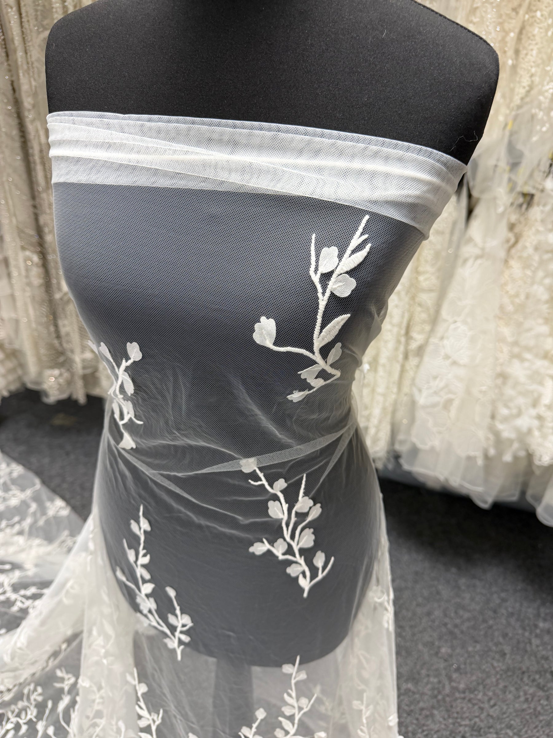 Ivory Embroidery Lace - EB5028
