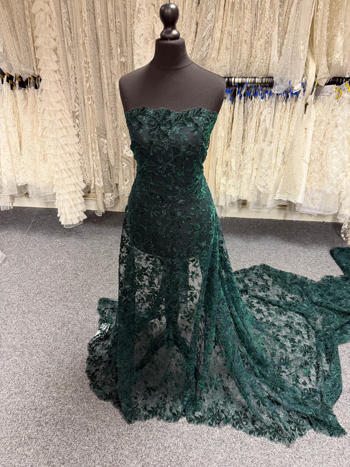 Hunter Green Velvet Embroidery Lace - Madina