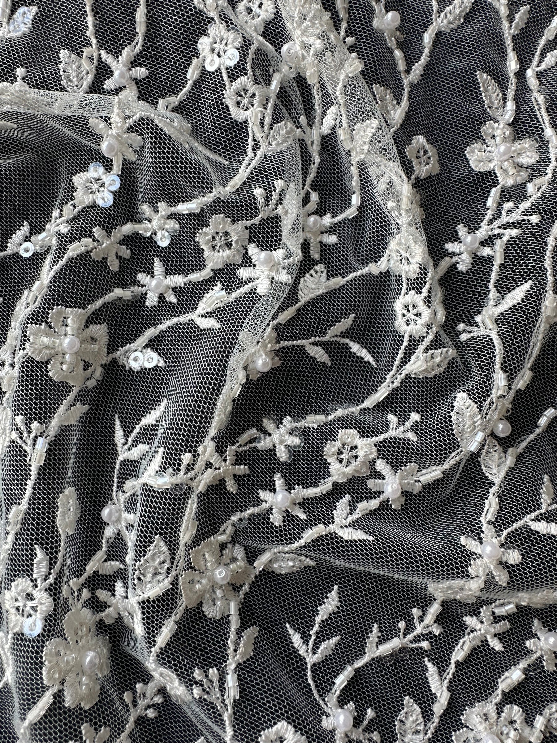 Ivory Beaded Lace - Laranjal