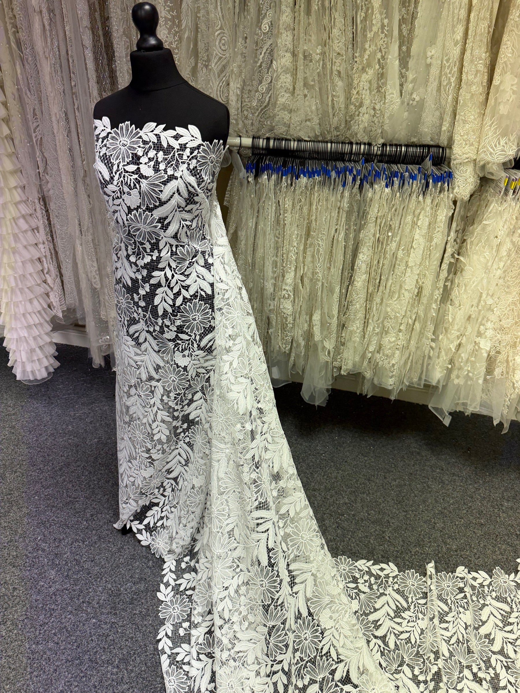 Ivory Sequin Bridal Lace - EB3049