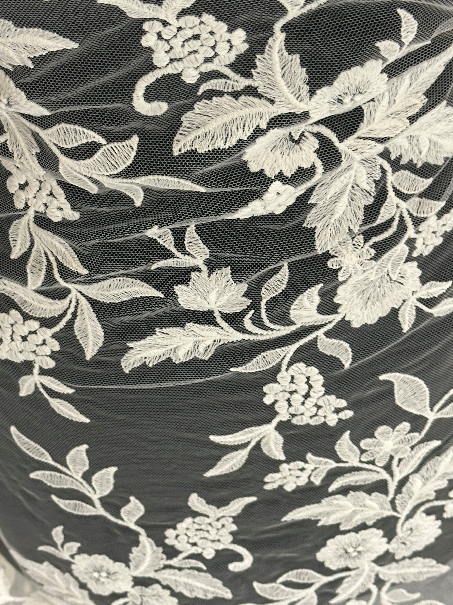 Ivory Embroidered Lace - EB5039