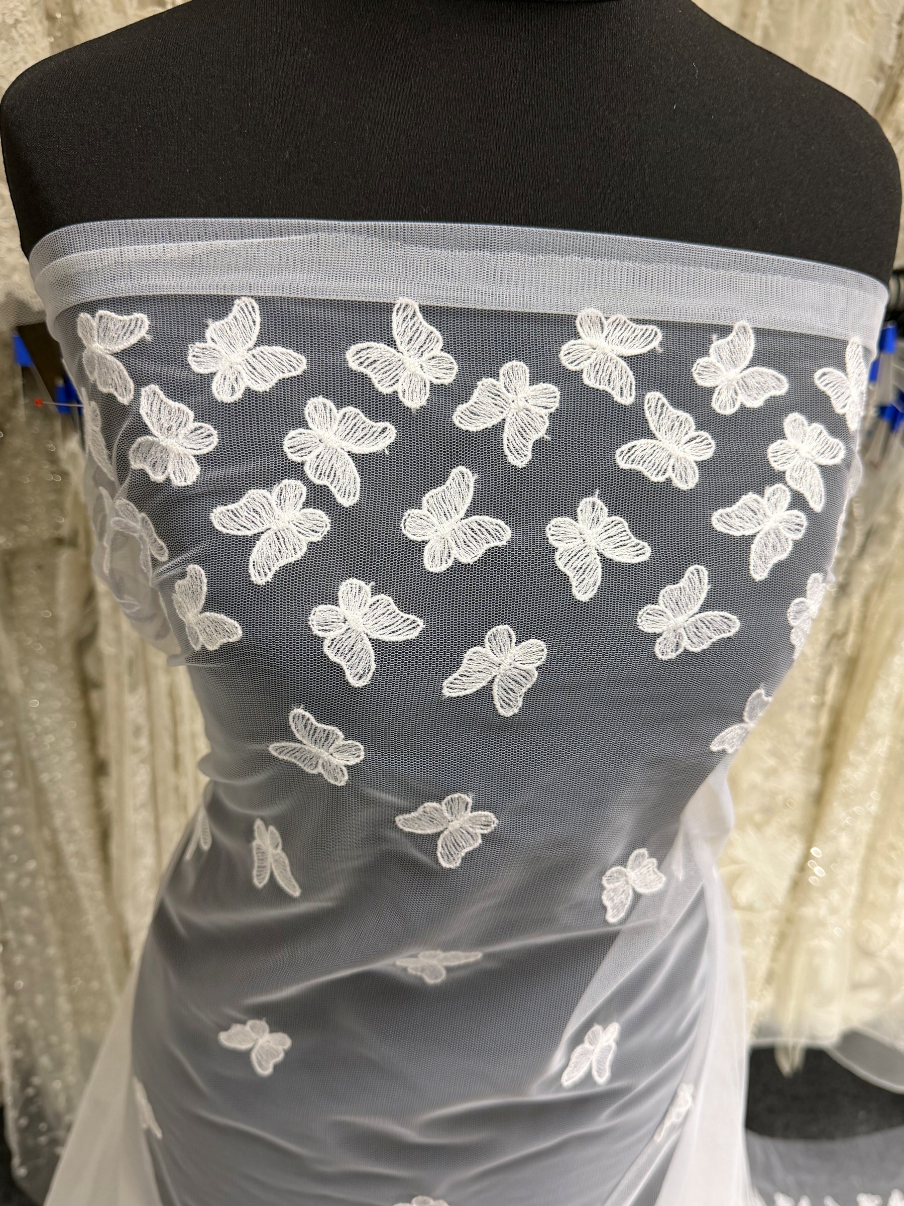 White Embroidered Butterfly Lace – EU5001