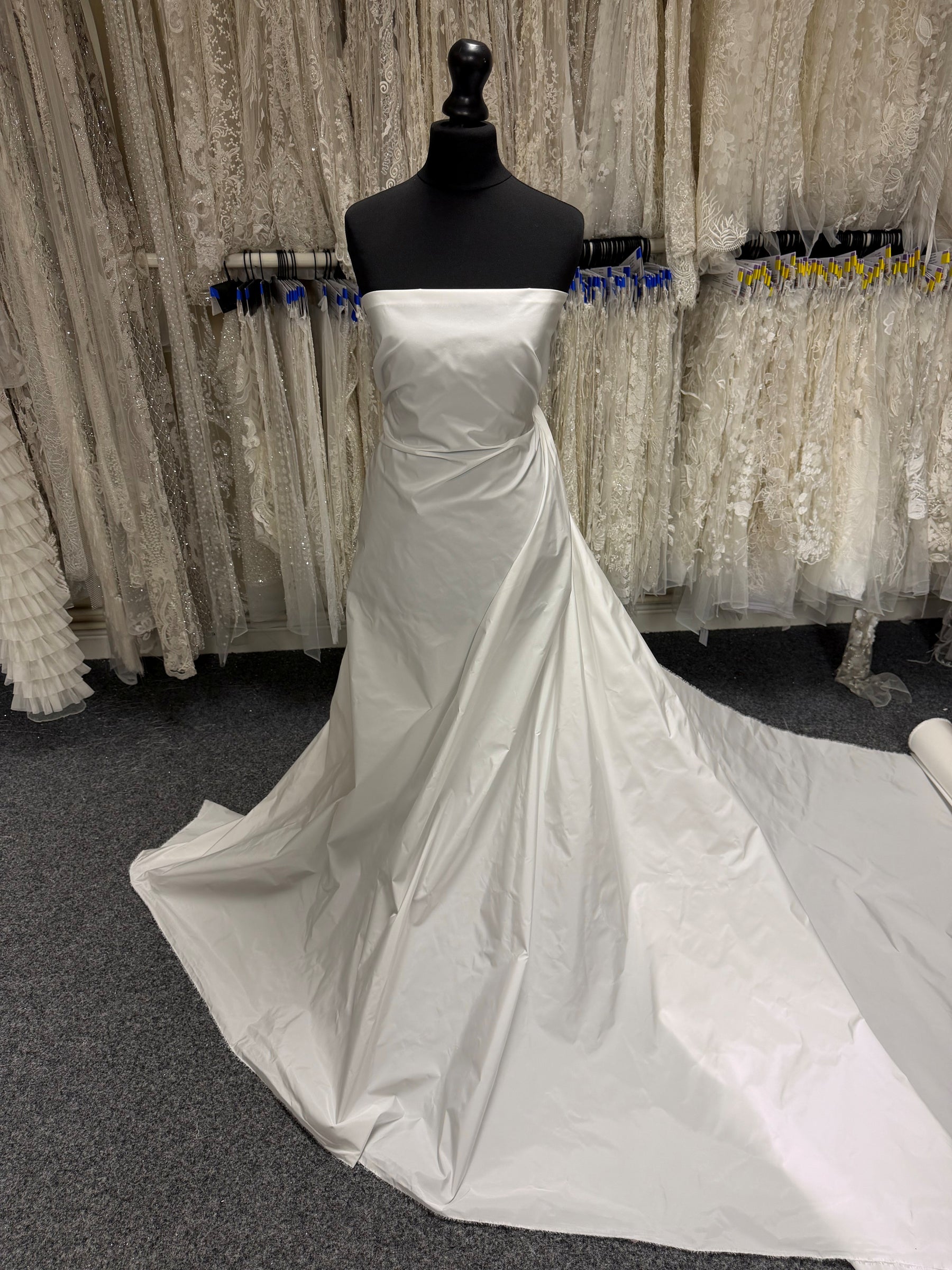 Ivory Silk Blend Crisp Taffeta - Early