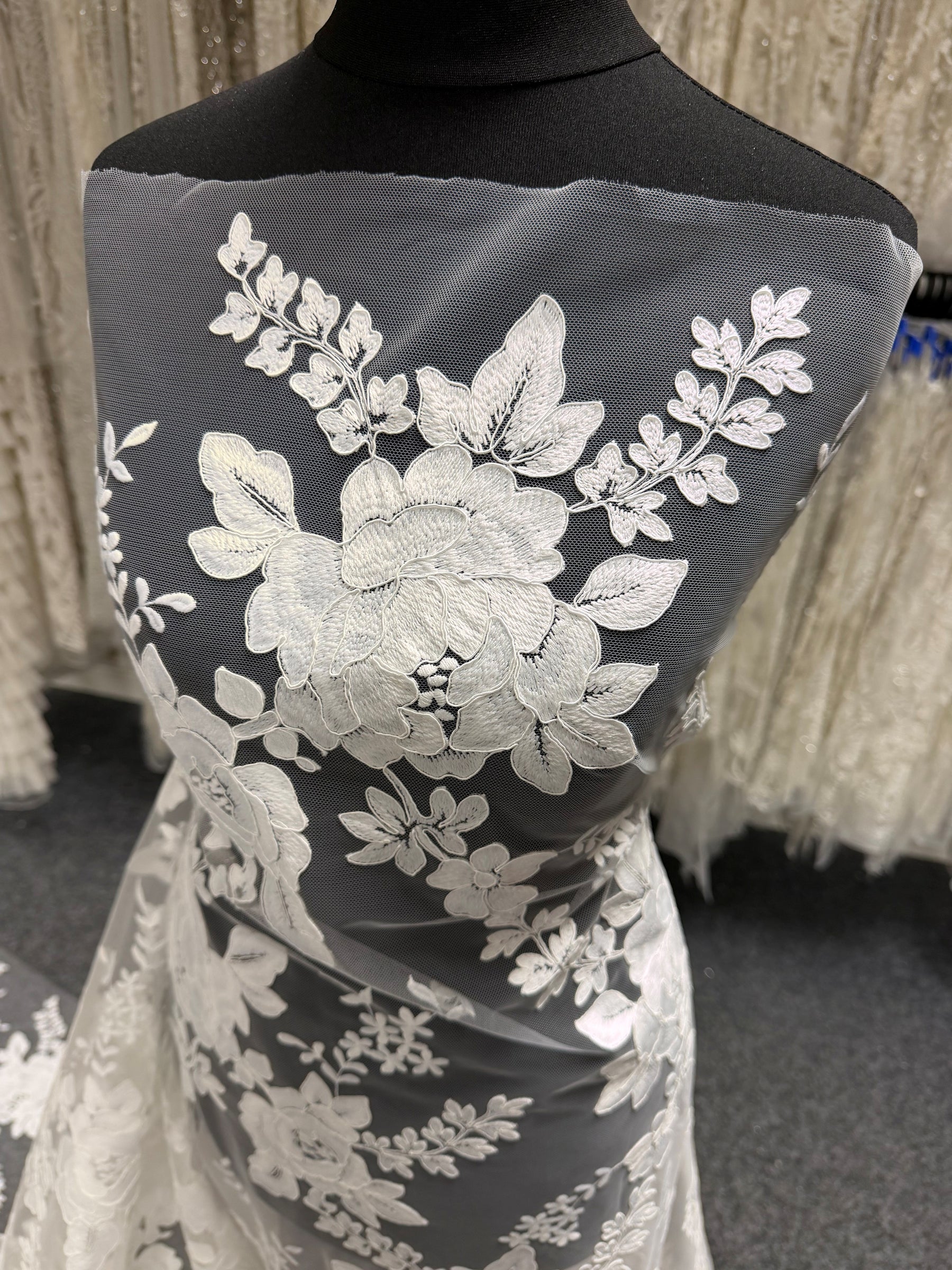 Ivory Italian Corded Embroidered Lace - Elfin