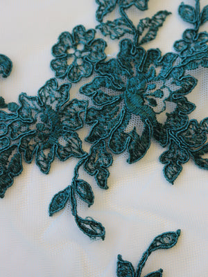 Sophia Emerald Green Lace