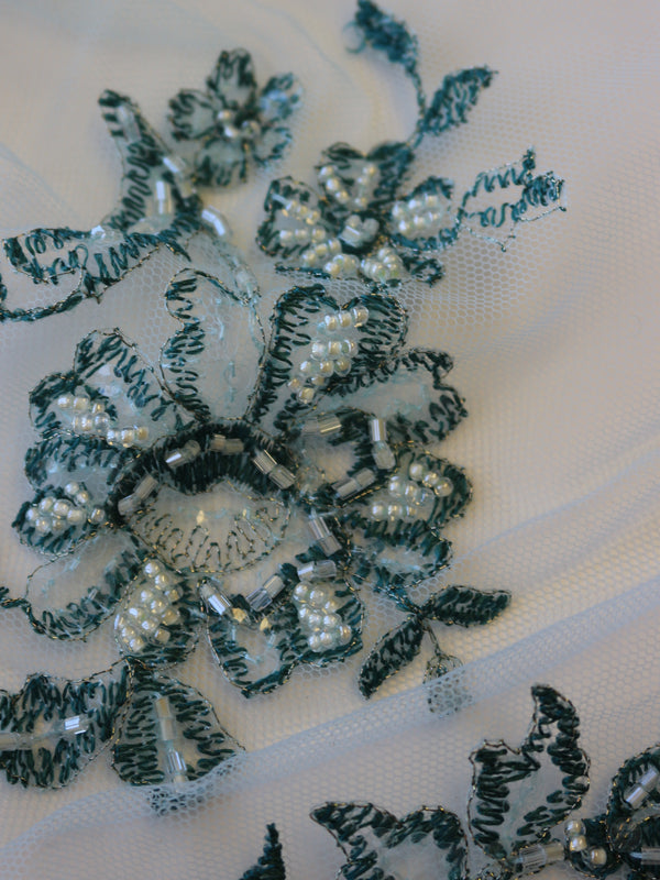 Emerald Green Lace Roberta