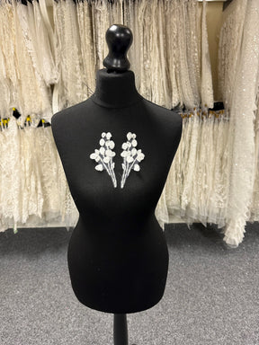 Ivory Floral Lace Appliques - MT6003