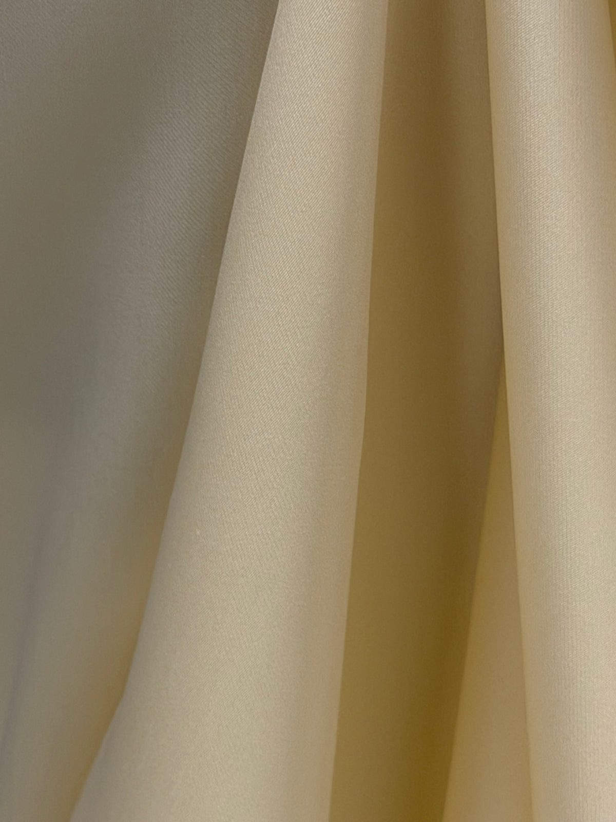 Champagne Silk Blend Mikado - P598