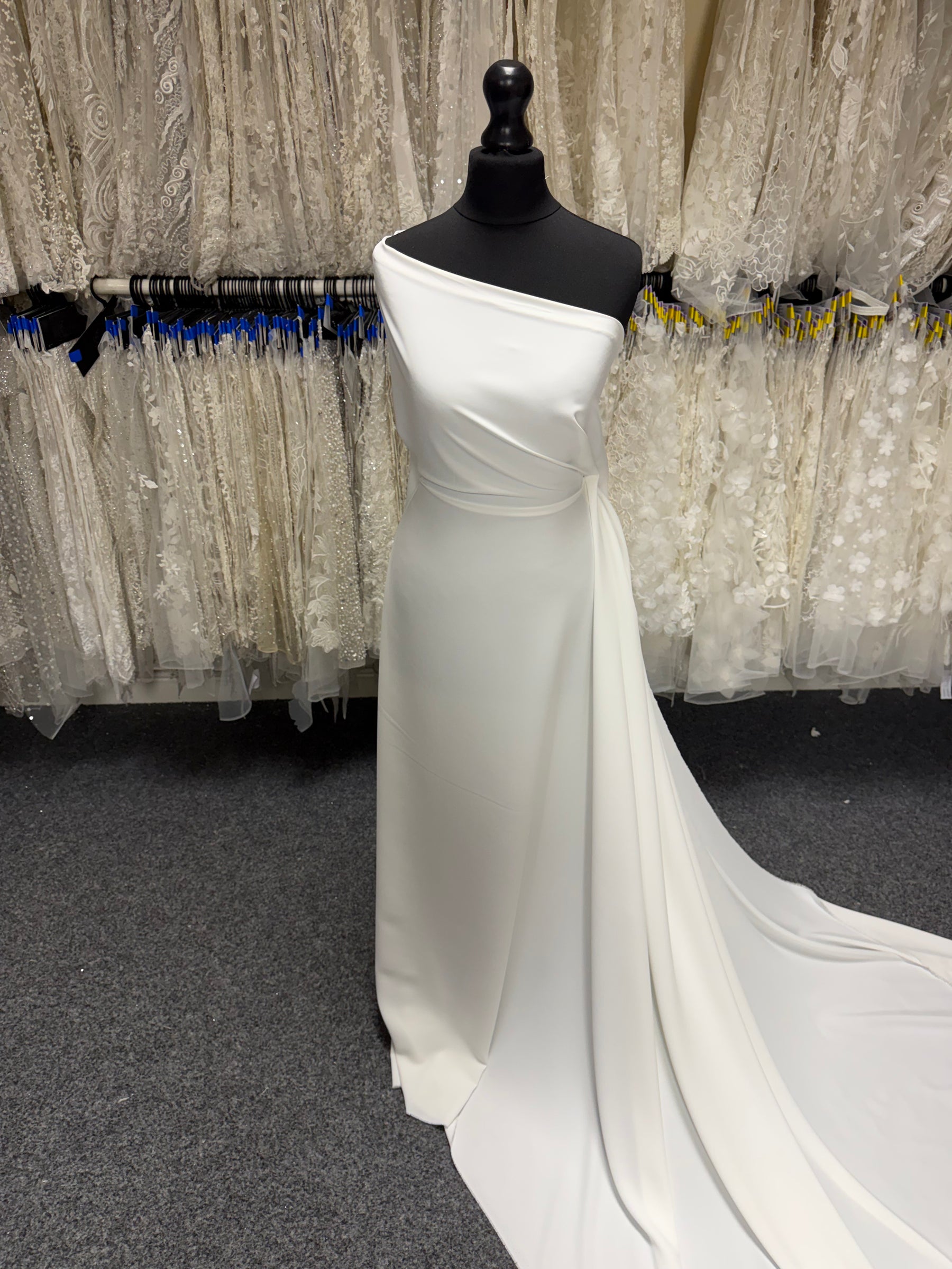Pale Ivory Polyester Crepe - PH4010